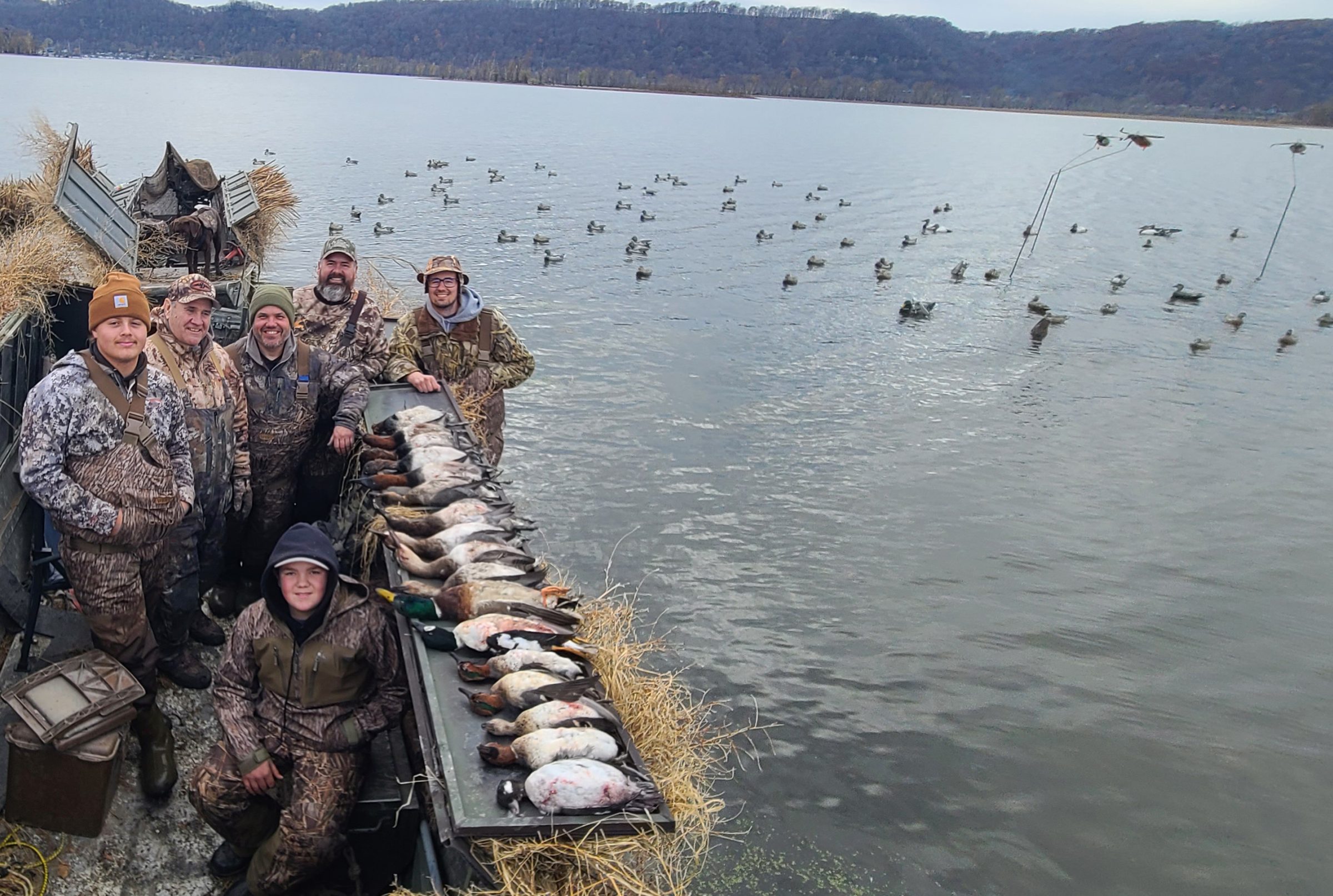 Drake Mallard Flyer Decoys - Image 7